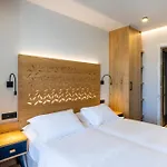 Atlantis Hotel