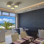 Atlantis Hotel 5*