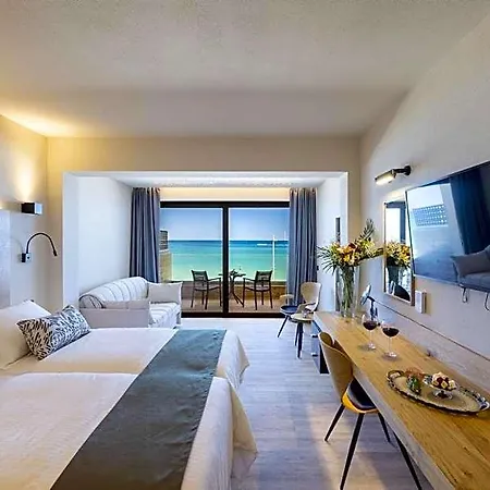 Atlantis Hotel 5*
