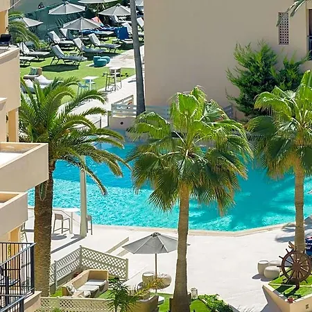Atlantis Hotel 5*
