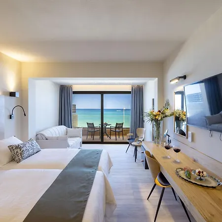 Atlantis Hotel
