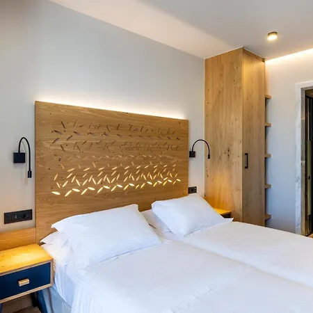 Atlantis Hotel